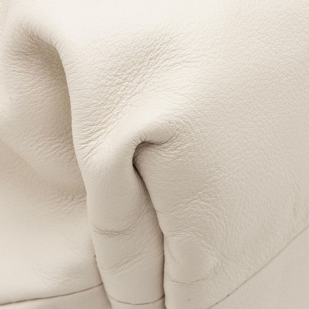 Bottega Veneta Calfskin The Chain Pouch - FINAL SALE - Picture 10 of 15